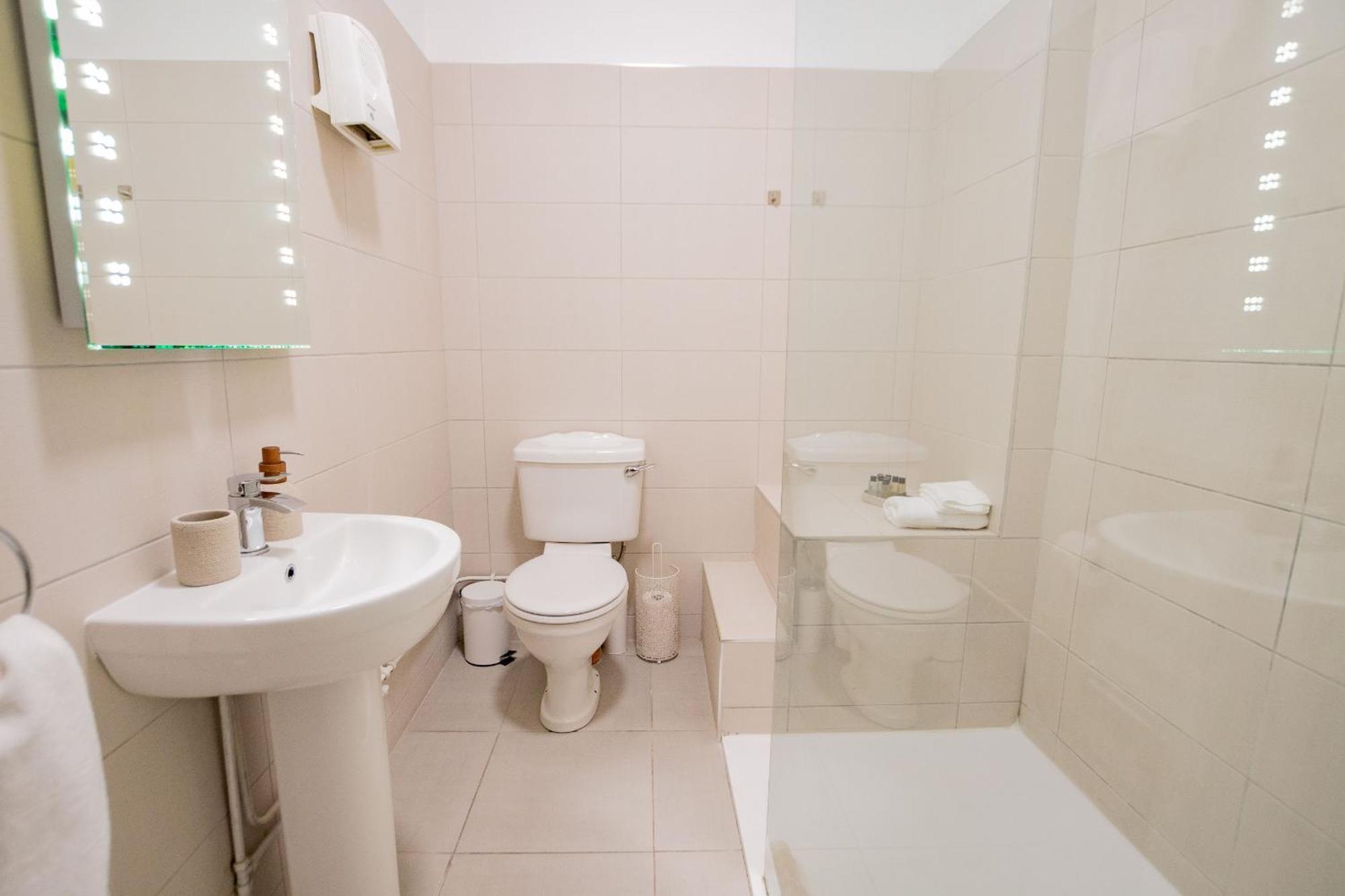 Long Walk Gem Apartment Galway
