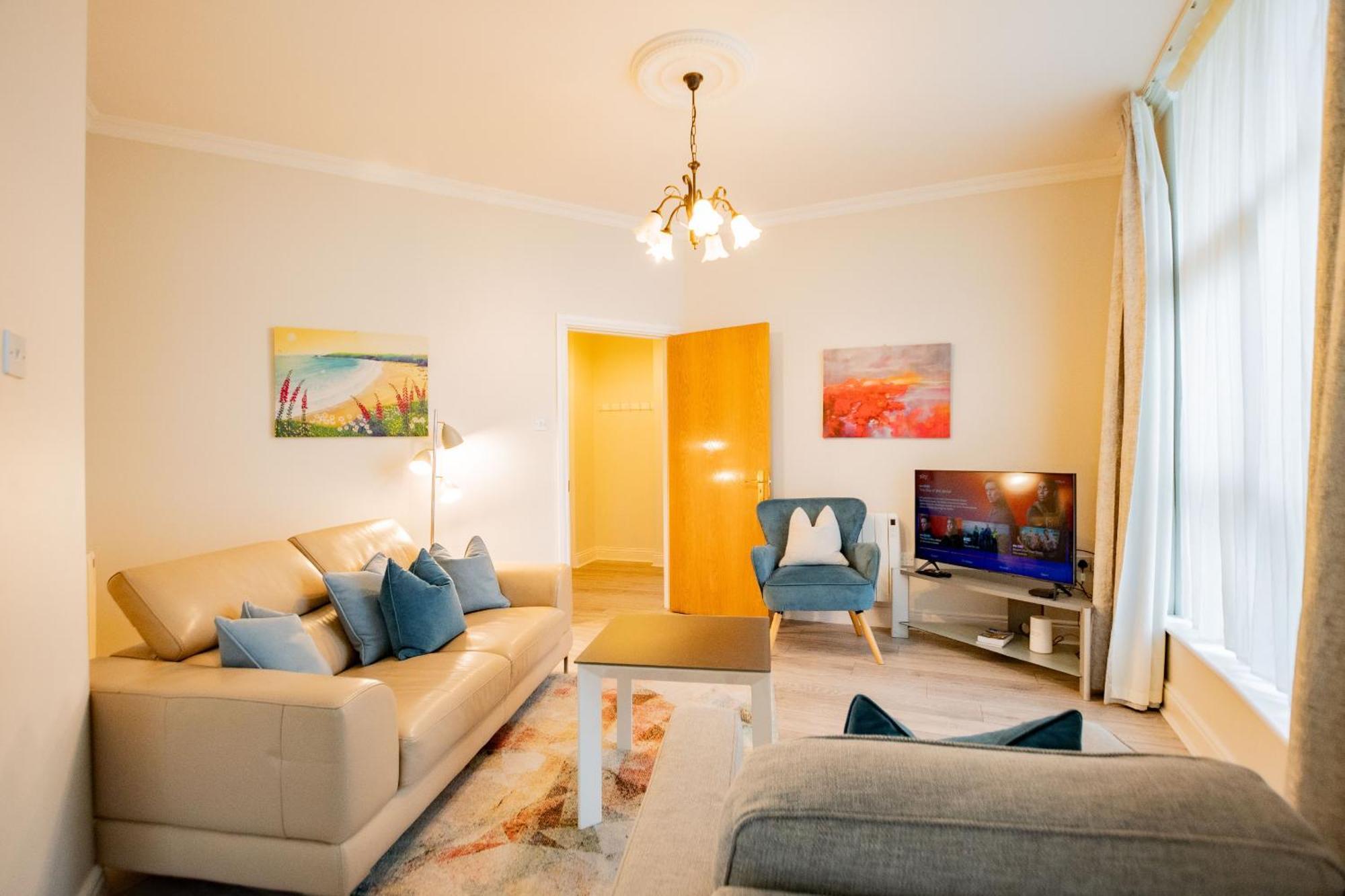 Apartment Long Walk Gem